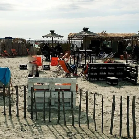 Haeuschen In Taddigshoern Holiday home Bensersiel