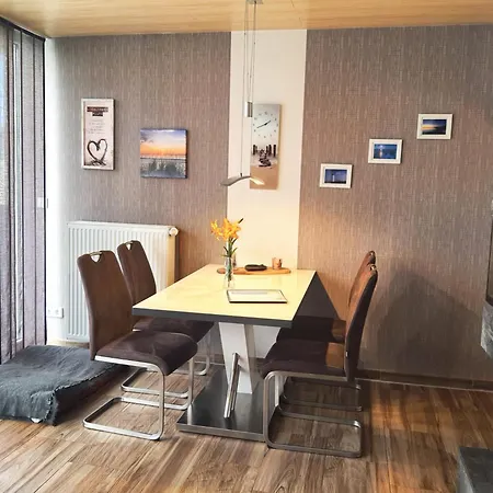 Haeuschen In Taddigshoern Holiday home