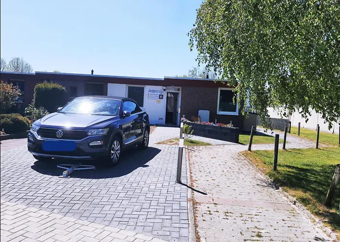 Haeuschen In Taddigshoern